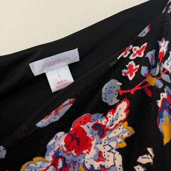 Xhilaration Floral Maxi Dress - Picture 4 of 8